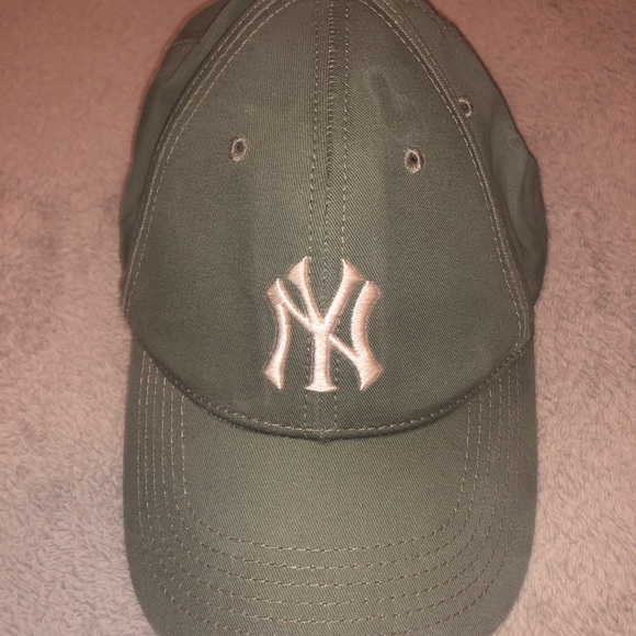 Hat Bundle - Picture 5 of 5